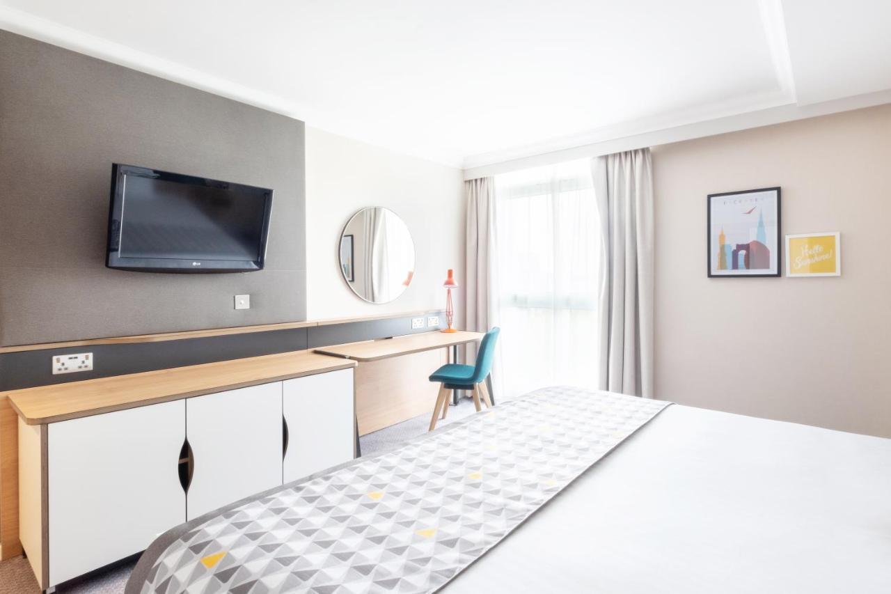 Holiday Inn Leicester City By Ihg Bagian luar foto