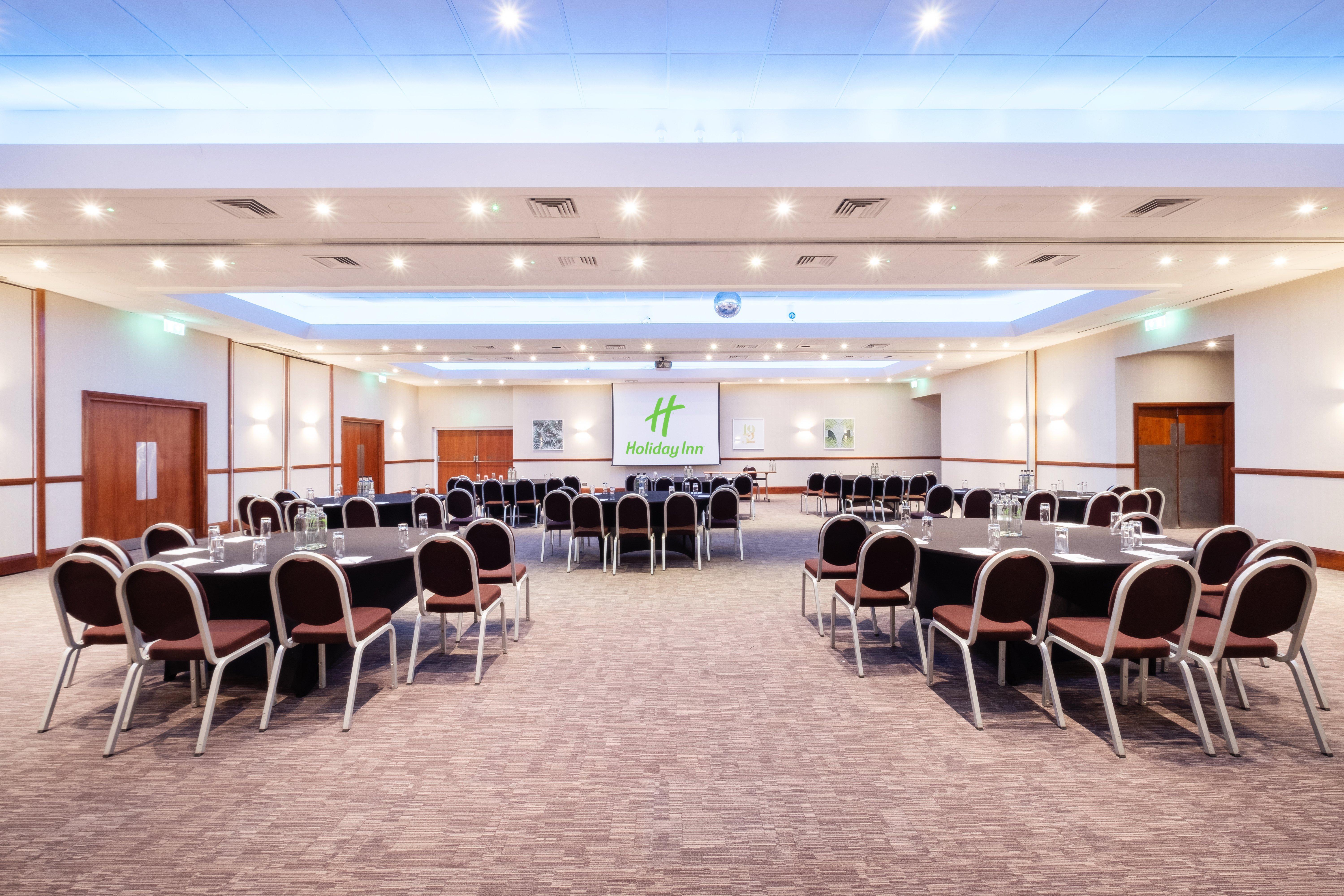 Holiday Inn Leicester City By Ihg Bagian luar foto