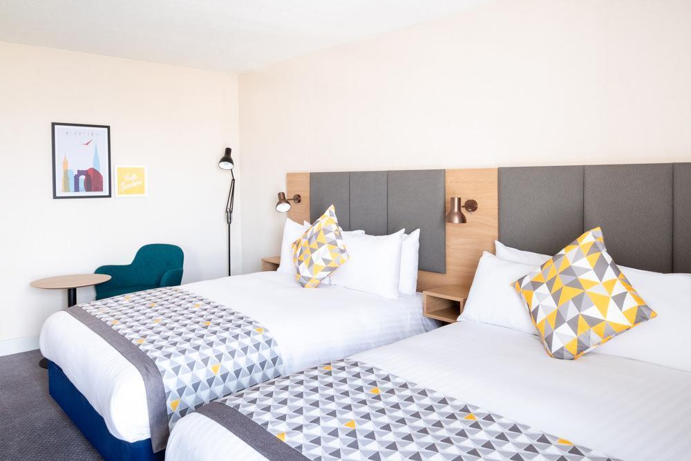 Holiday Inn Leicester City By Ihg Bagian luar foto