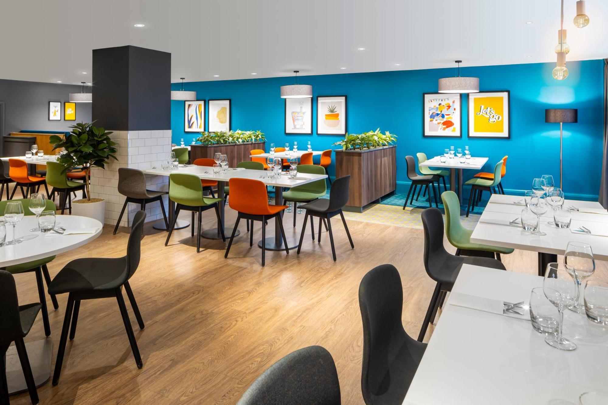 Holiday Inn Leicester City By Ihg Bagian luar foto