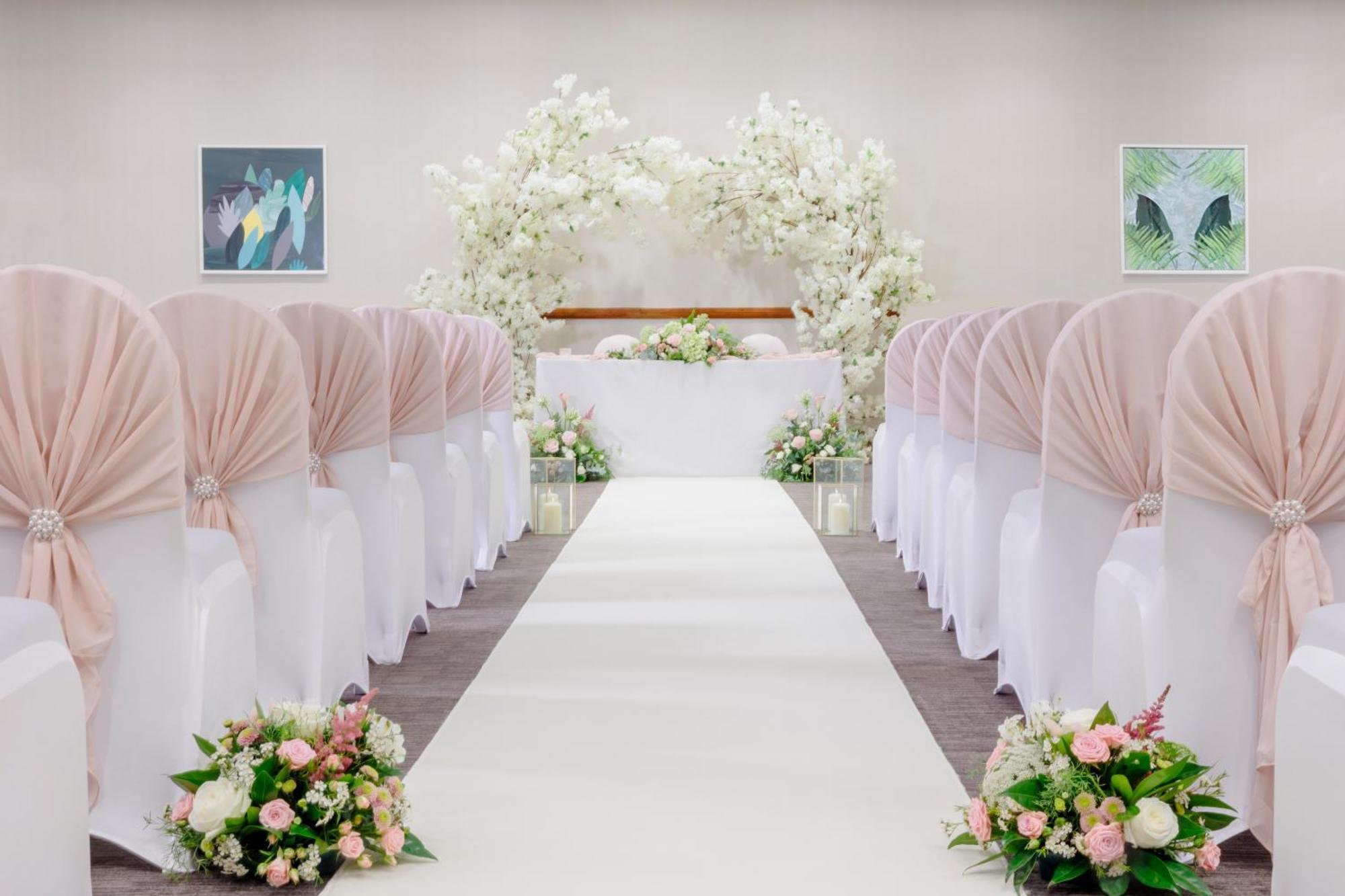 Holiday Inn Leicester City By Ihg Bagian luar foto